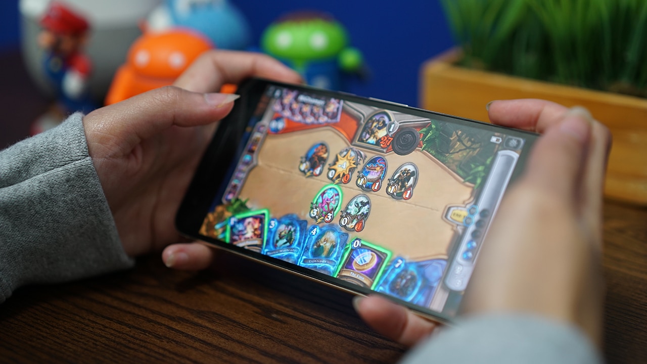 The Free-to-Play Games on Base in